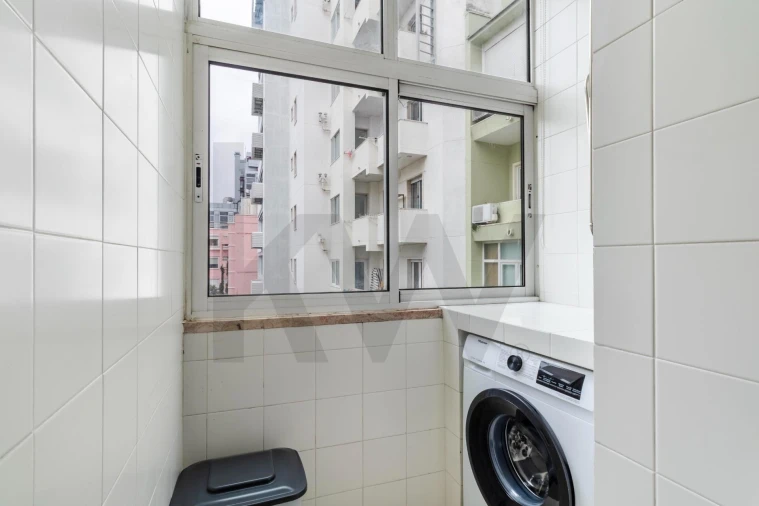 Apartamento T1 para Arrendamento em Avenidas Novas Foto 15