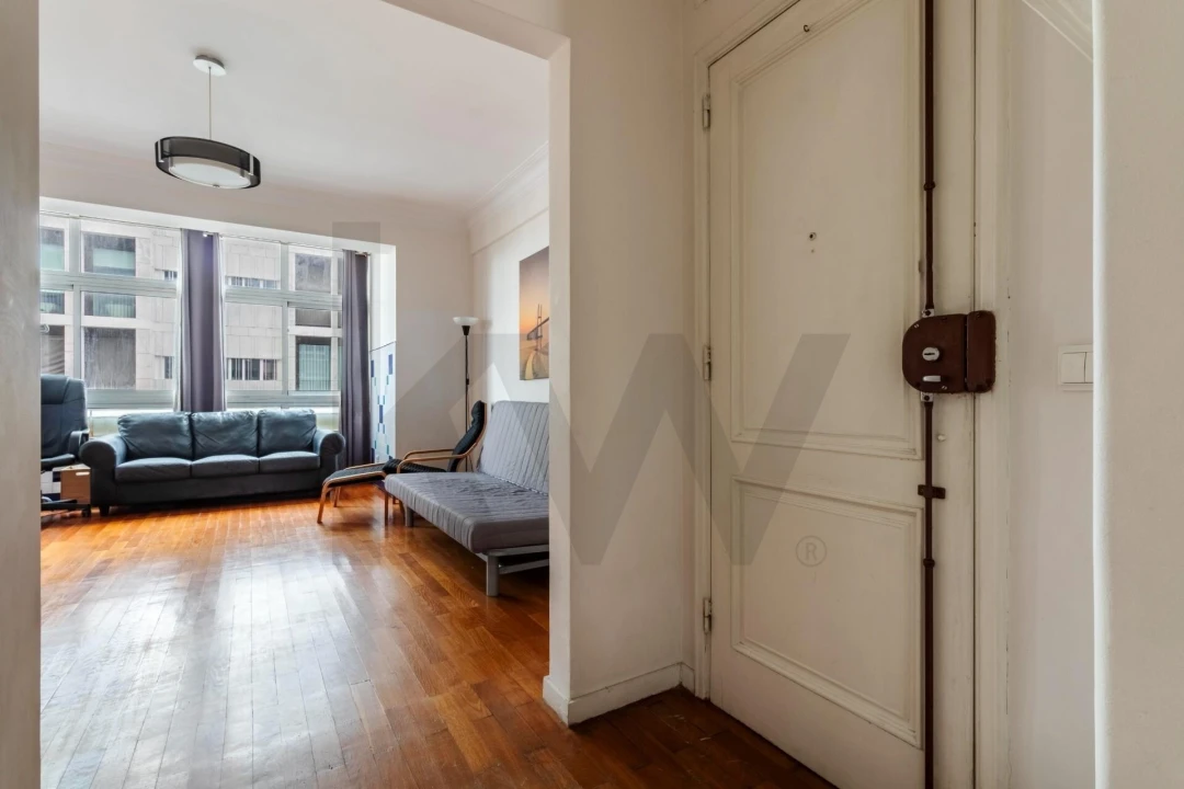 Apartamento T1 para Arrendamento em Avenidas Novas Foto 7