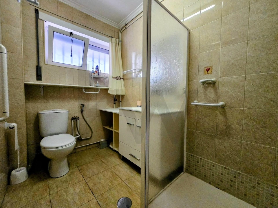 Apartamento T3 para Venda em Santo Antonio dos Olivais Foto 25