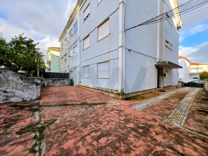 Apartamento T3 para Venda em Santo Antonio dos Olivais Foto 40