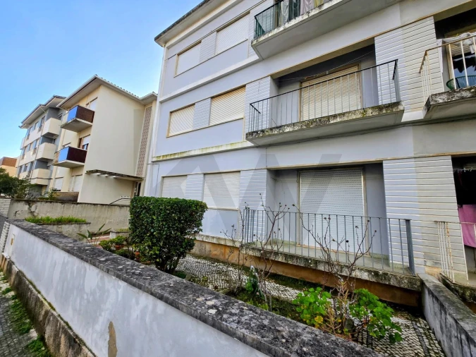 Apartamento T3 para Venda em Santo Antonio dos Olivais Foto 44