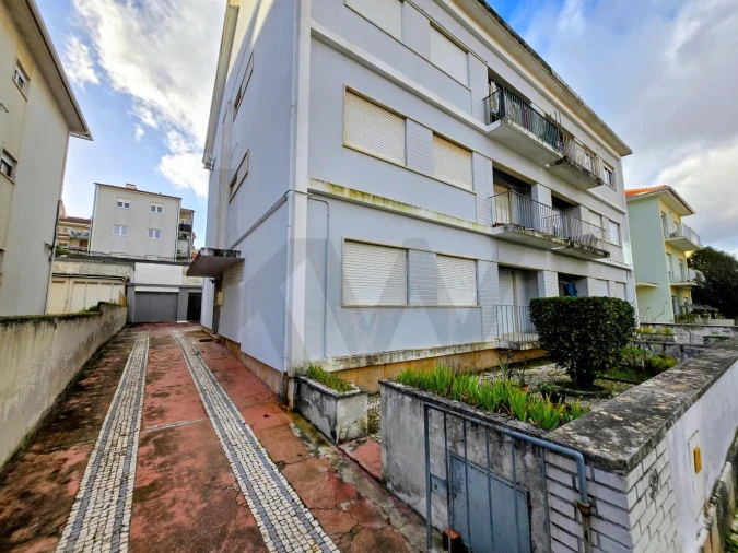 Apartamento T3 para Venda em Santo Antonio dos Olivais Foto 43