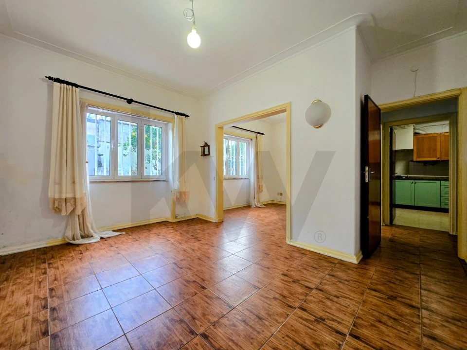 Apartamento T3 para Venda em Santo Antonio dos Olivais Foto 16