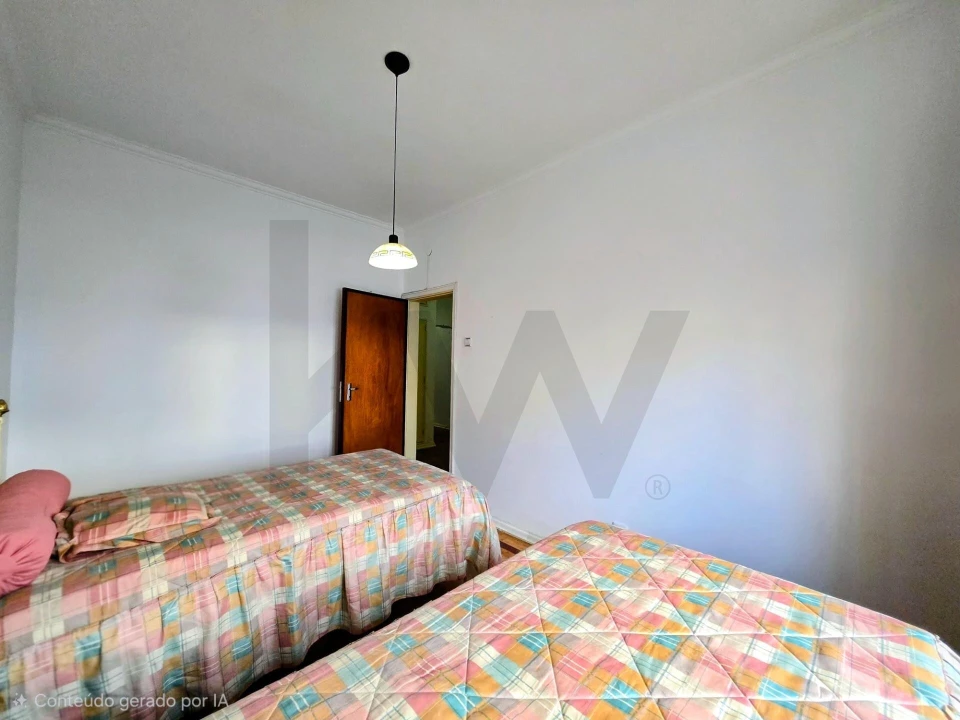 Apartamento T3 para Venda em Santo Antonio dos Olivais Foto 28