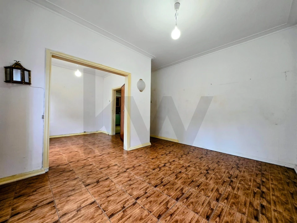 Apartamento T3 para Venda em Santo Antonio dos Olivais Foto 15