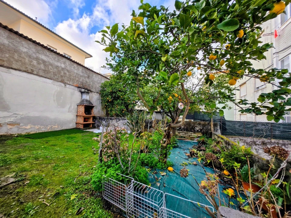 Apartamento T3 para Venda em Santo Antonio dos Olivais Foto 38