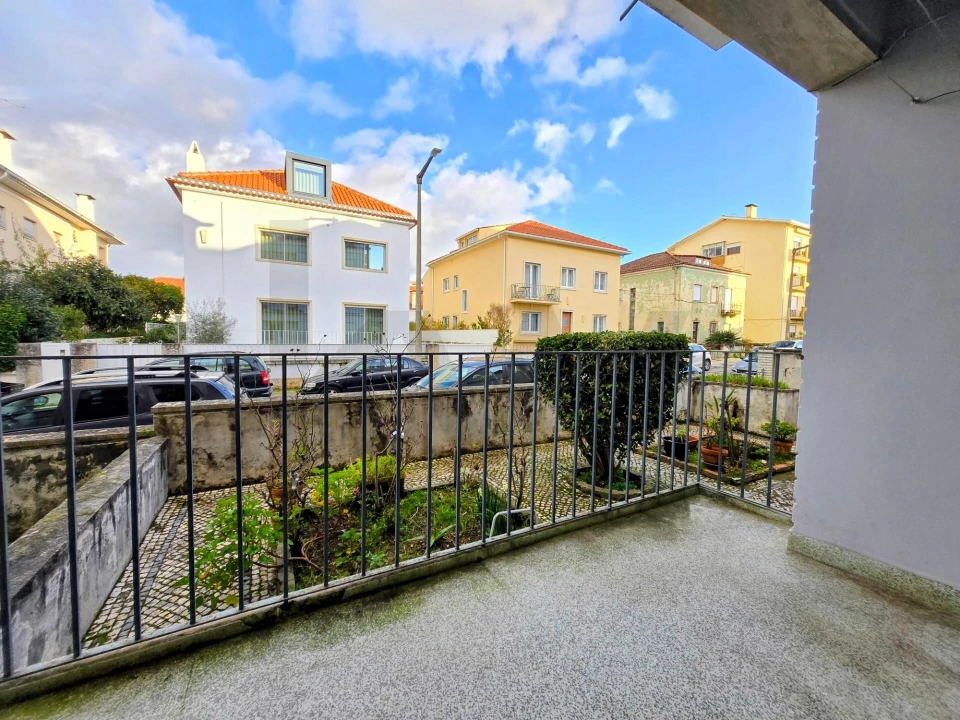 Apartamento T3 para Venda em Santo Antonio dos Olivais Foto 21