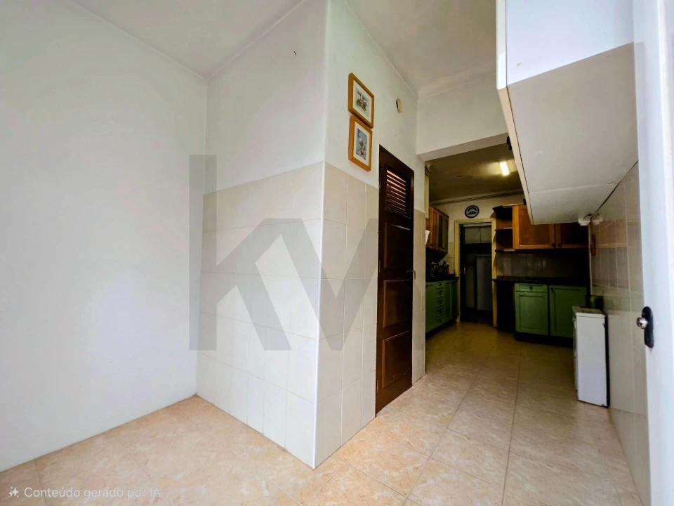 Apartamento T3 para Venda em Santo Antonio dos Olivais Foto 12