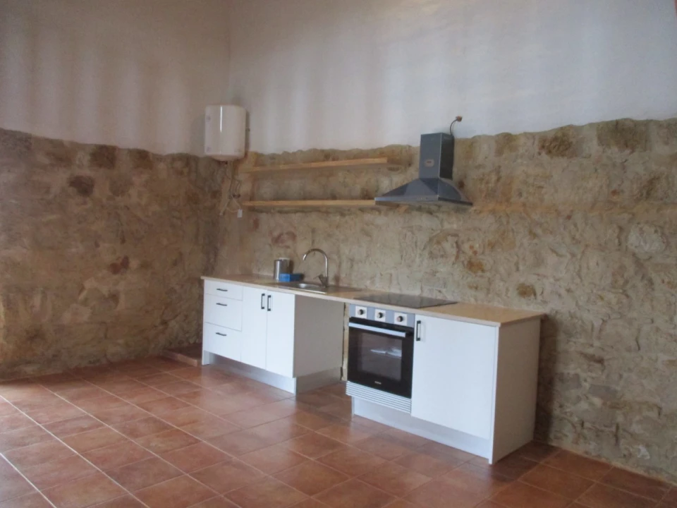 Moradia T2 para Venda em Arneiro das Milhariças Foto 7