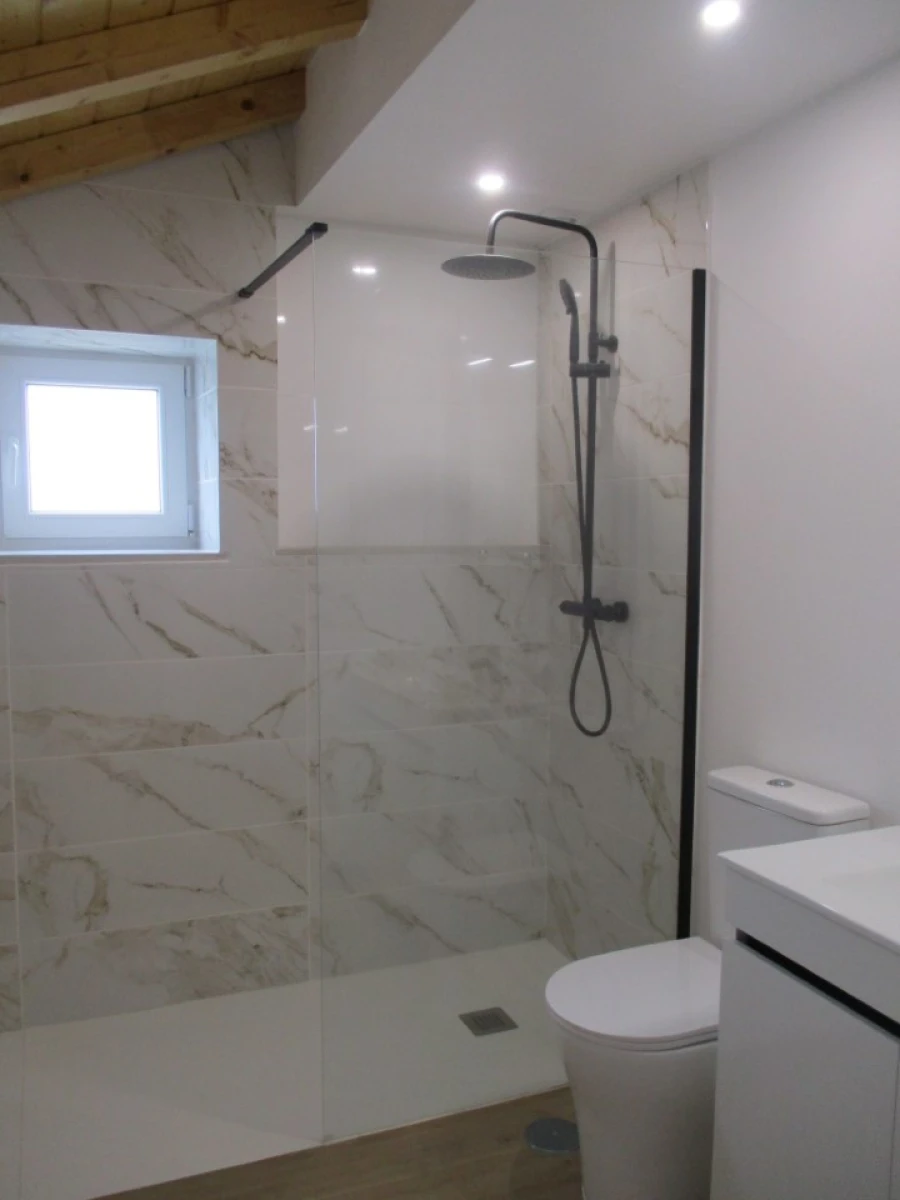 Moradia T2 para Venda em Arneiro das Milhariças Foto 8