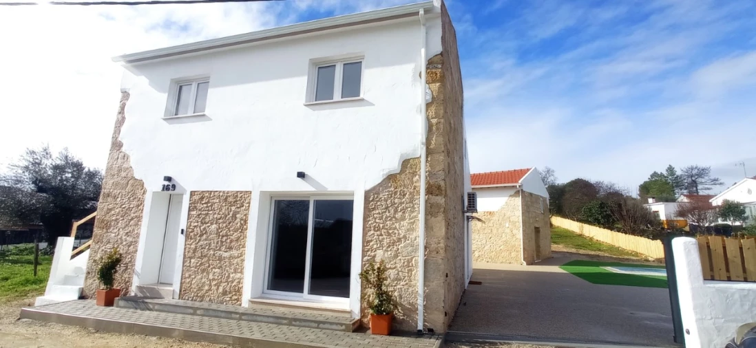 Moradia T2 para Venda em Arneiro das Milhariças Foto 28