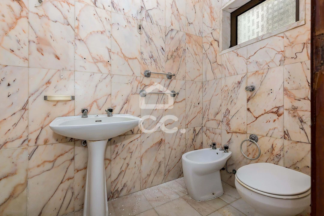 Moradia T2 para Venda em Bencatel Foto 10