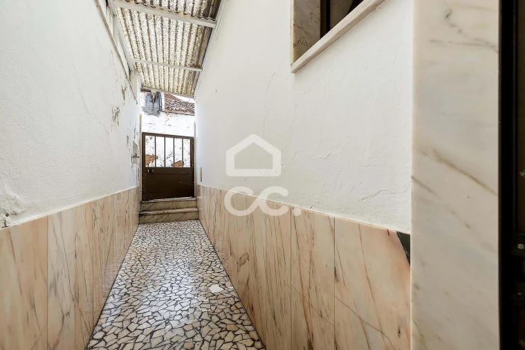 Moradia T2 para Venda em Bencatel Foto 14