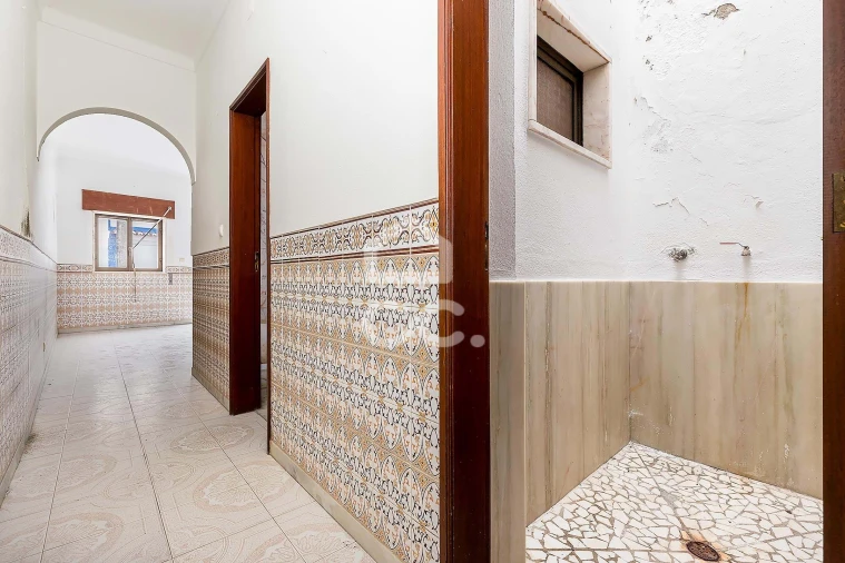 Moradia T2 para Venda em Bencatel Foto 9