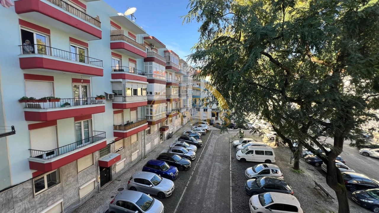 Apartamento T2 para Venda em Odivelas Foto 27
