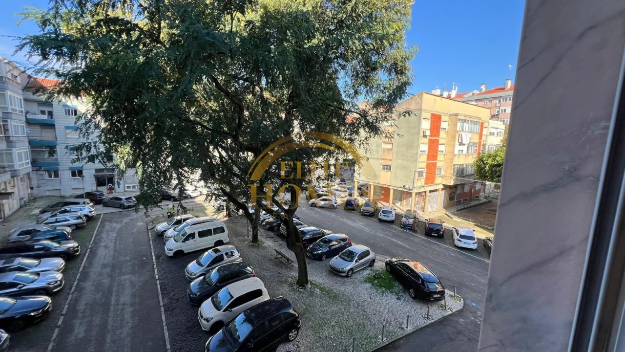 Apartamento T2 para Venda em Odivelas Foto 26