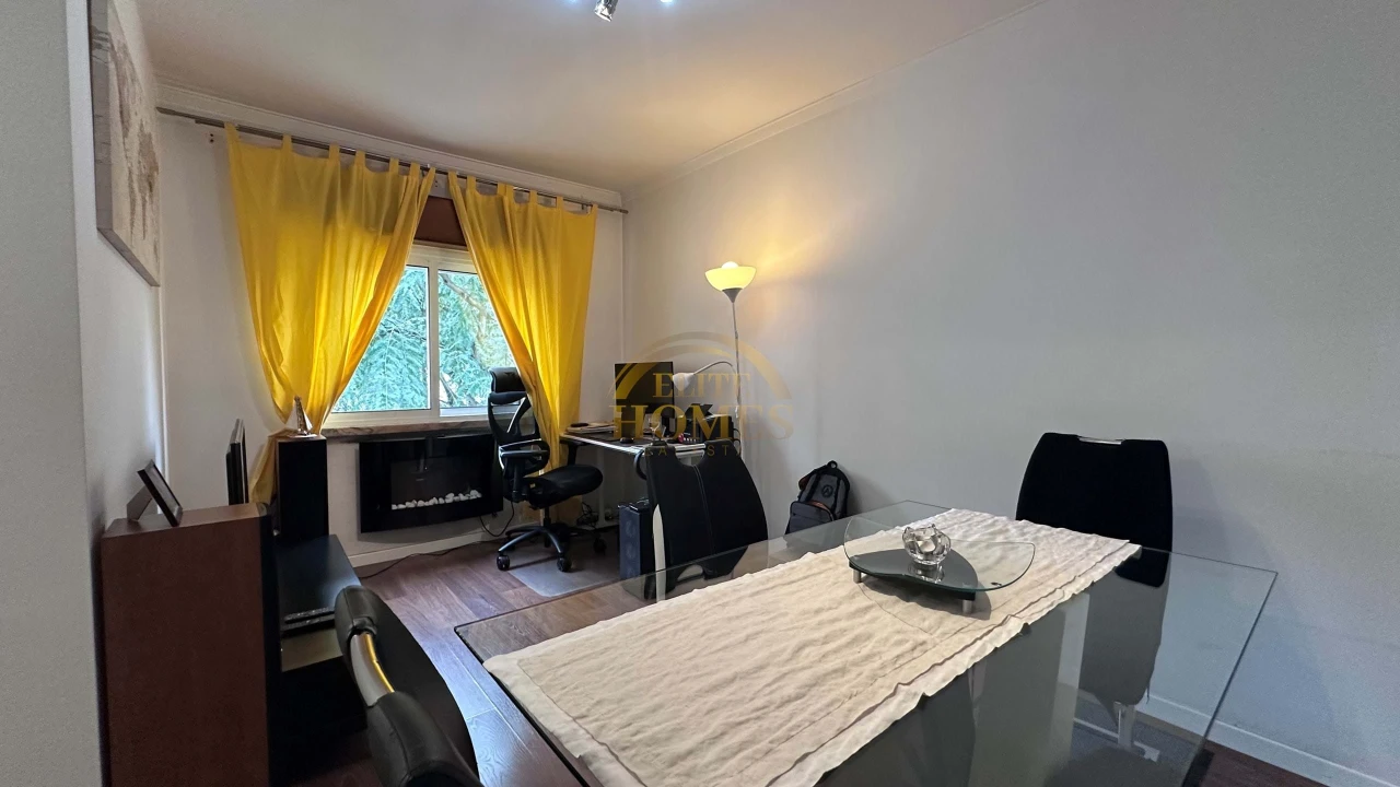 Apartamento T2 para Venda em Odivelas Foto 3