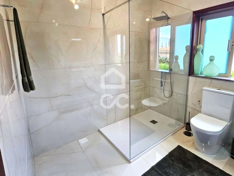 Moradia T3 para Venda em Selho (São Jorge) Foto 15