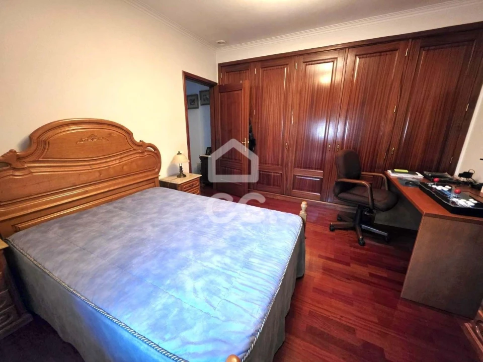 Moradia T3 para Venda em Selho (São Jorge) Foto 11