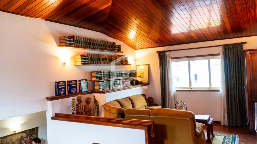 Moradia T3 para Venda em Selho (São Jorge) Foto 16