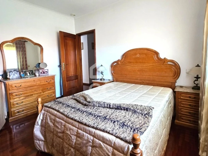 Moradia T3 para Venda em Selho (São Jorge) Foto 13