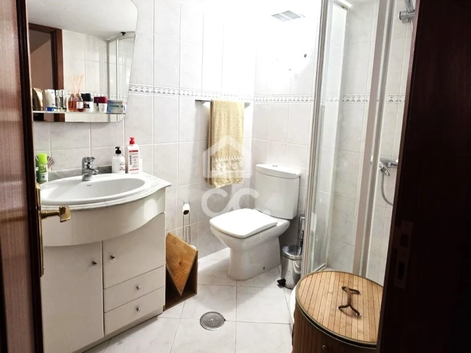 Moradia T3 para Venda em Selho (São Jorge) Foto 21