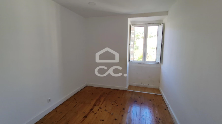 Apartamento T2 para Venda em Covilhã e Canhoso Foto 11