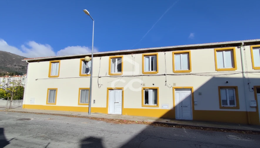 Apartamento T2 para Venda em Covilhã e Canhoso Foto 2