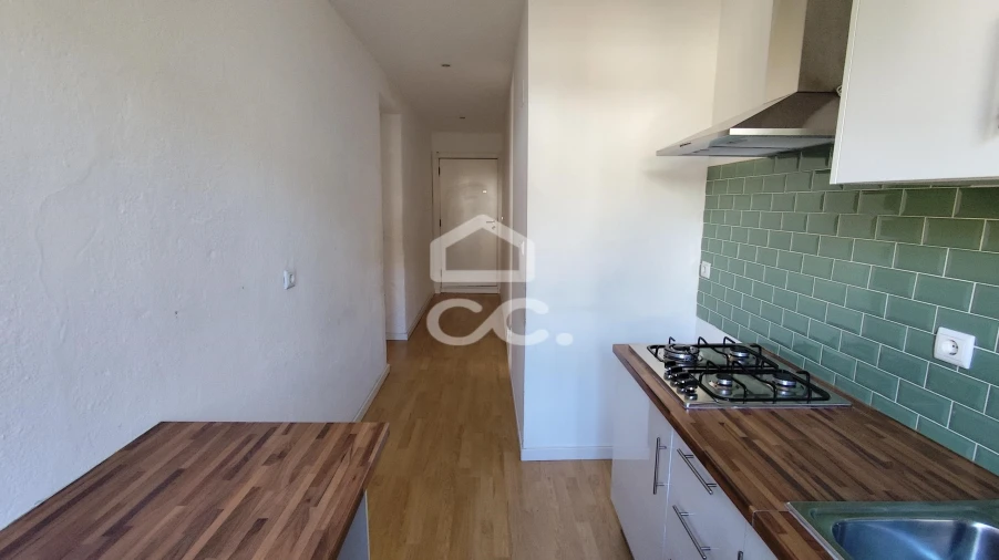 Apartamento T2 para Venda em Covilhã e Canhoso Foto 3