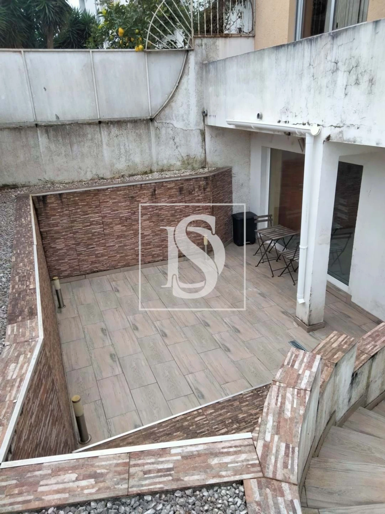 Moradia T7 para Venda em Vilar de Andorinho Foto 15