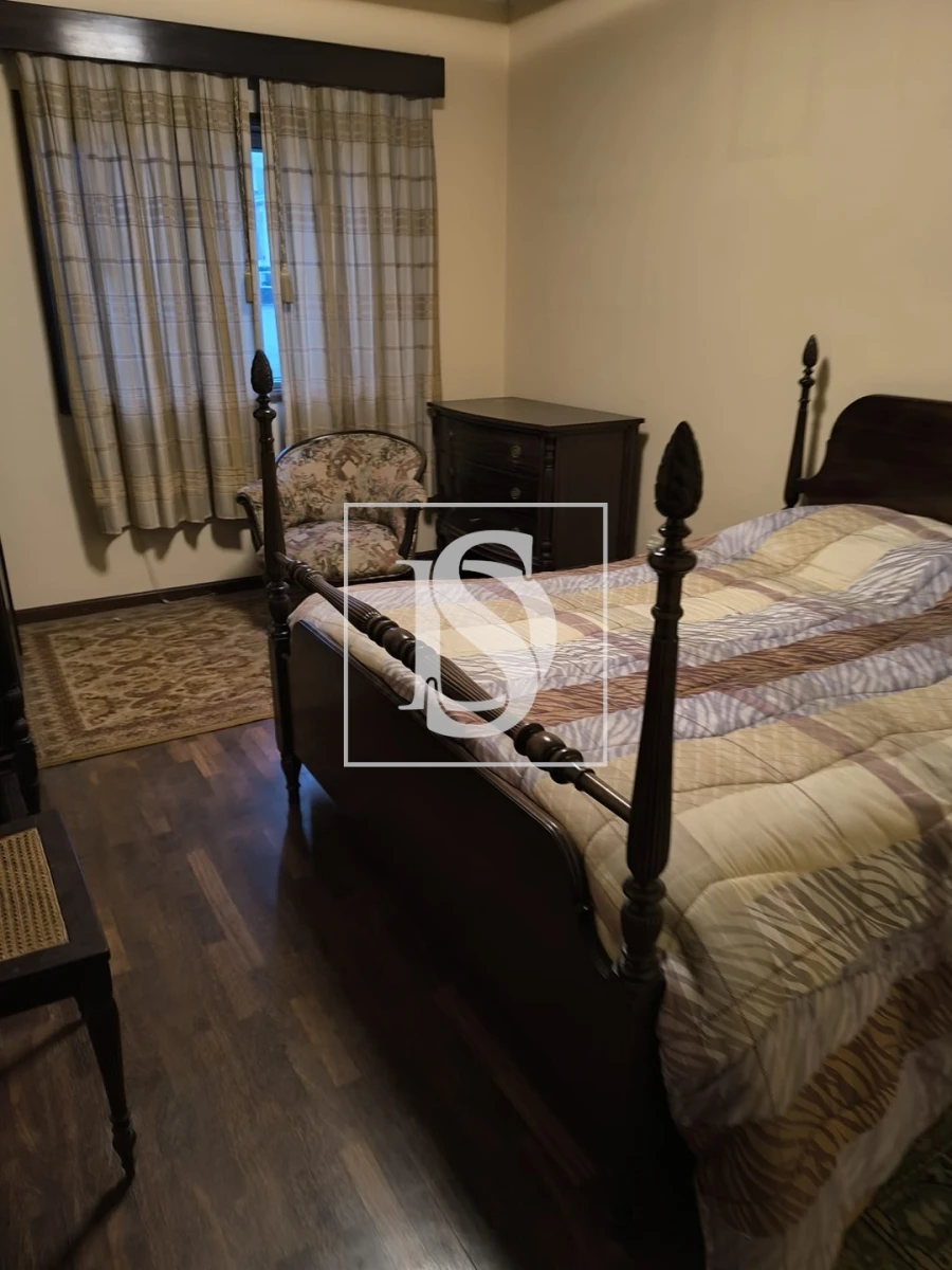 Moradia T7 para Venda em Vilar de Andorinho Foto 53