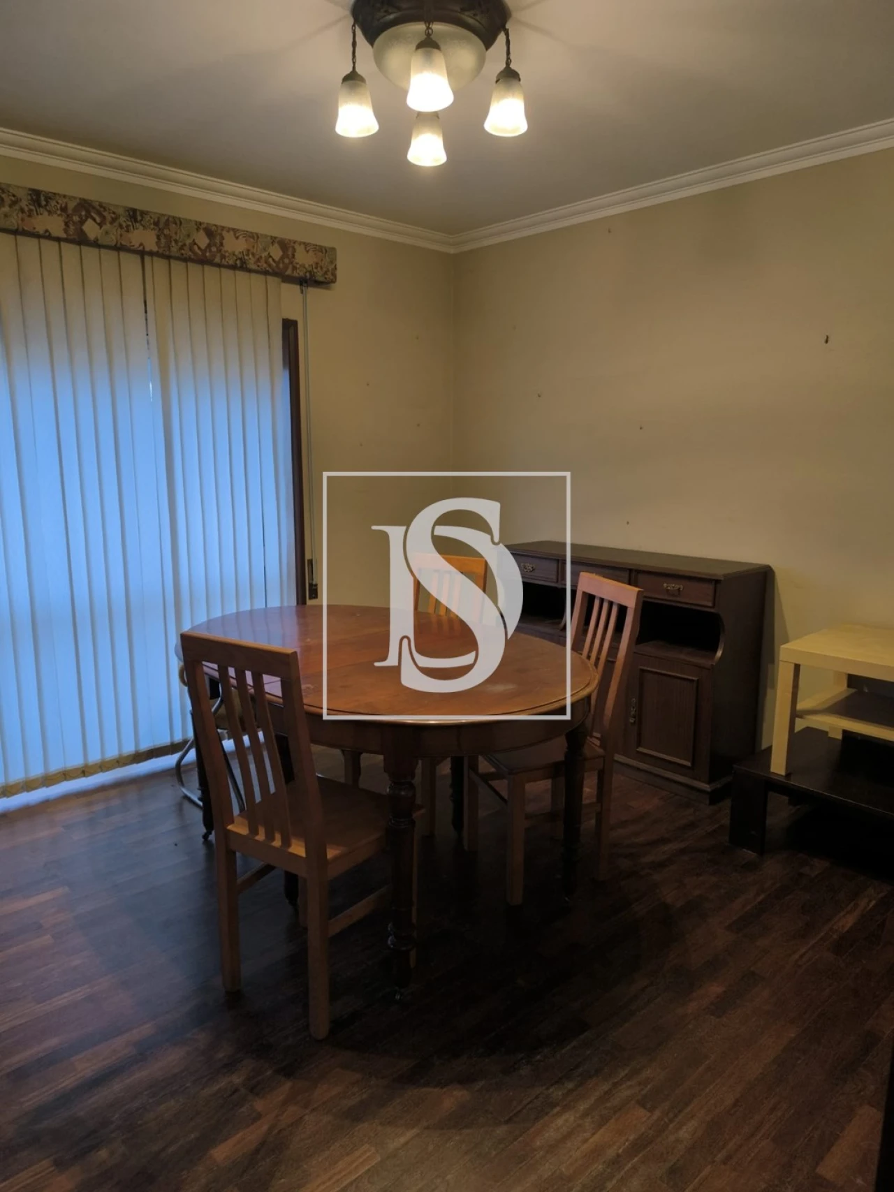 Moradia T7 para Venda em Vilar de Andorinho Foto 41