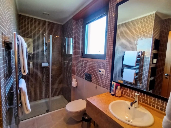 Apartamento T3 para Venda em Quarteira Foto 14