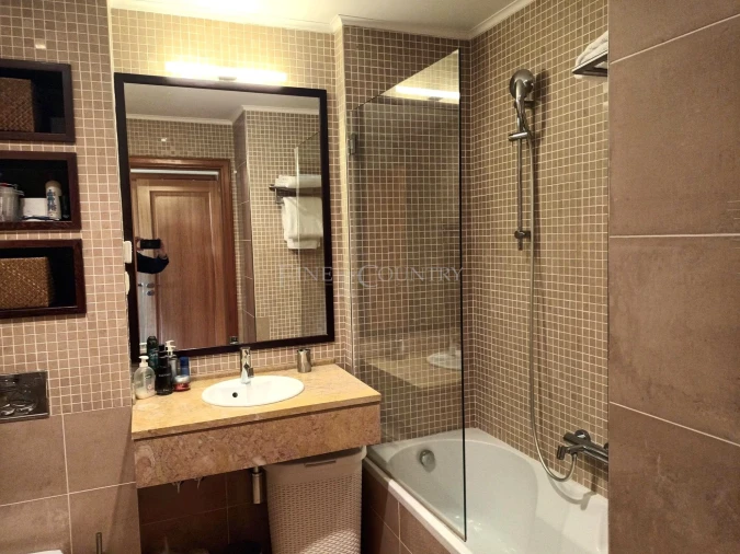 Apartamento T3 para Venda em Quarteira Foto 9