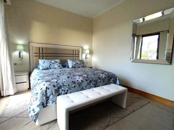 Apartamento T3 para Venda em Quarteira Foto 9