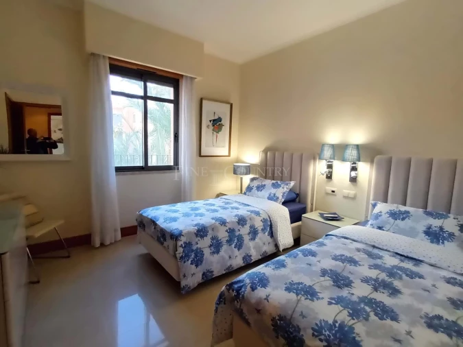 Apartamento T3 para Venda em Quarteira Foto 11