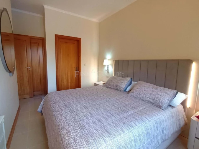 Apartamento T3 para Venda em Quarteira Foto 12