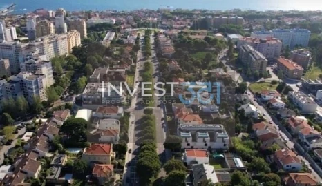 Apartamento T4 para Venda em Lordelo do Ouro e Massarelos