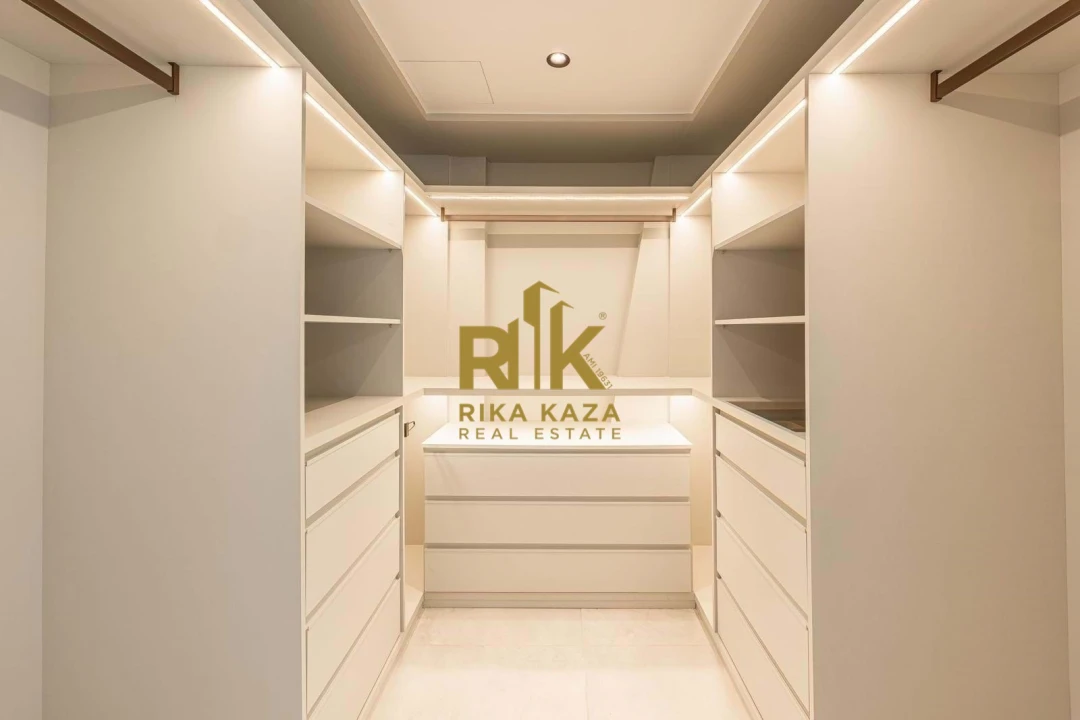 Moradia T4 para Venda em Funchal (Santa Maria Maior) Foto 34