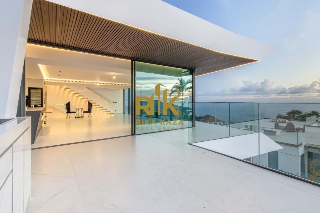 Moradia T4 para Venda em Funchal (Santa Maria Maior) Foto 18