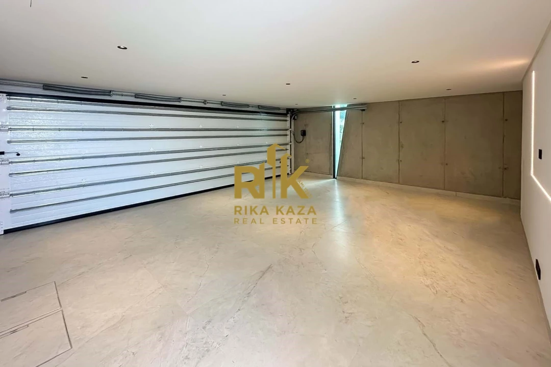 Moradia T4 para Venda em Funchal (Santa Maria Maior) Foto 62