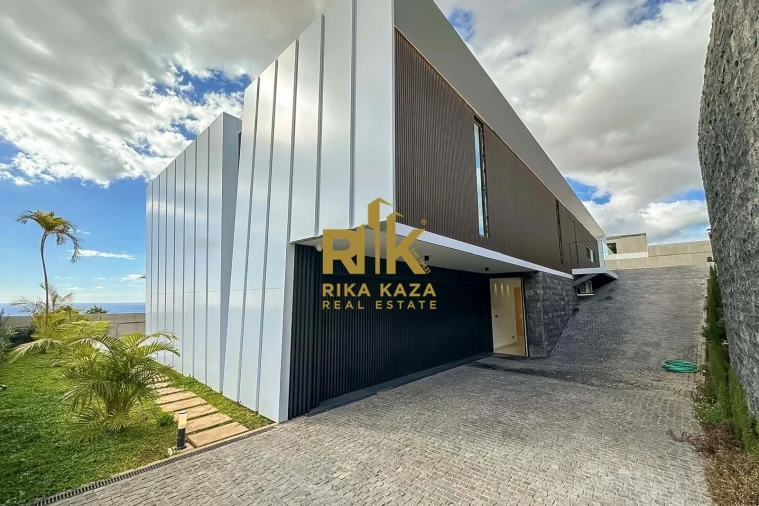 Moradia T4 para Venda em Funchal (Santa Maria Maior) Foto 54