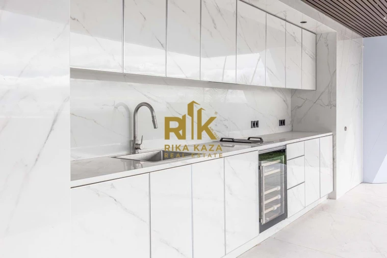 Moradia T4 para Venda em Funchal (Santa Maria Maior) Foto 47