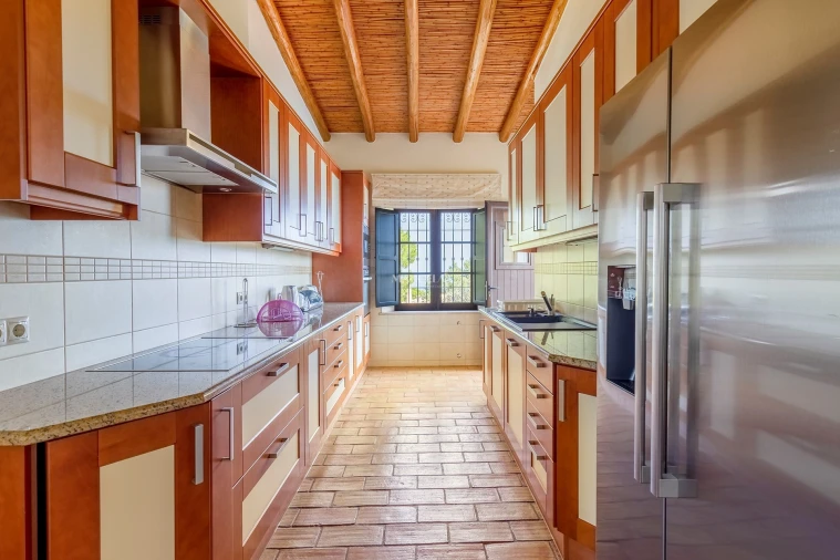 Moradia T4 para Arrendamento em Luz Foto 11