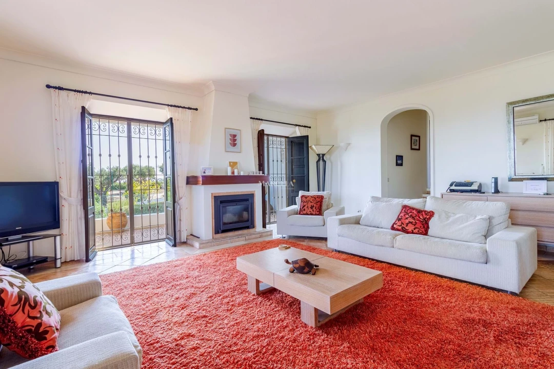 Moradia T4 para Arrendamento em Luz Foto 4