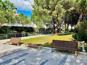 Moradia T3 para Venda em Cascais e Estoril