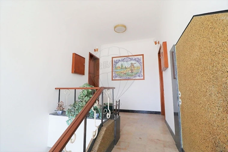 Prédio para Venda em Alcabideche Foto 9