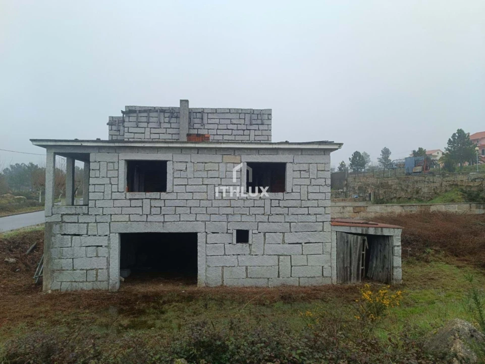 Moradia T4 para Venda em Pinheiro Foto 12