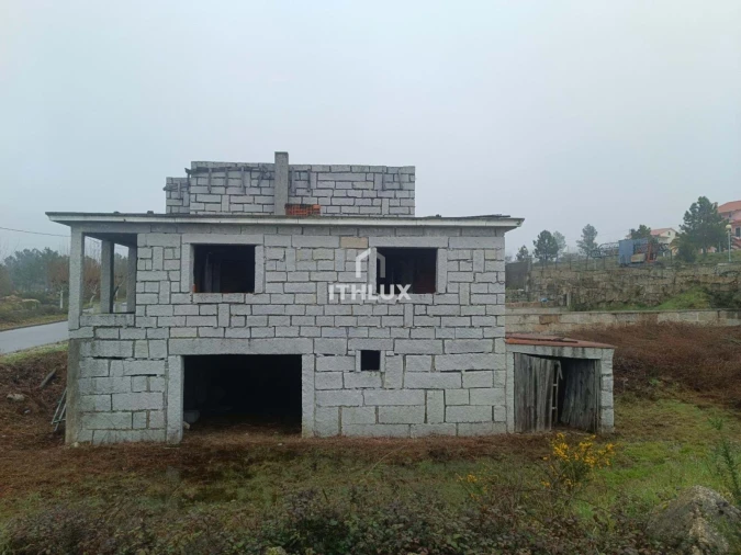 Moradia T4 para Venda em Pinheiro Foto 12