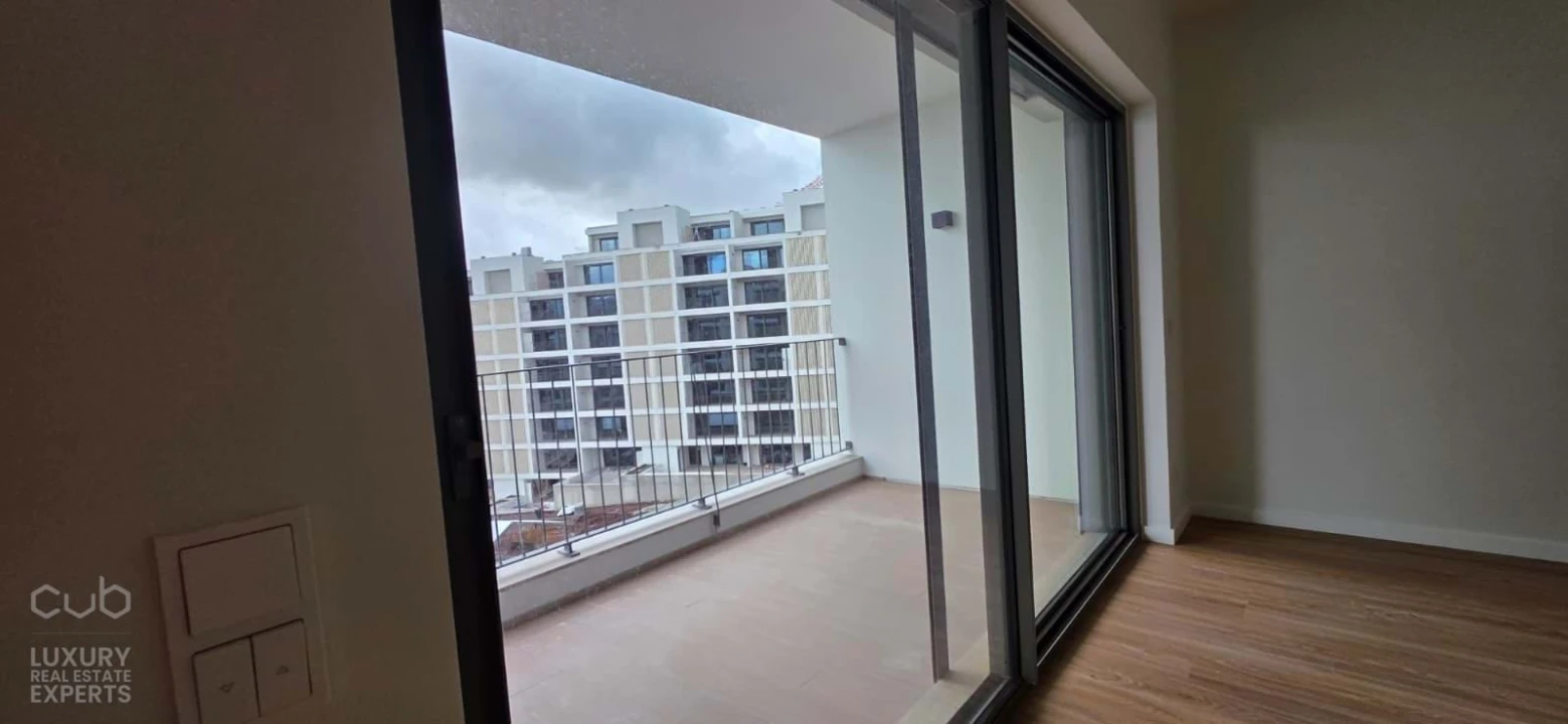 Apartamento T1 para Venda em Santo António dos Cavaleiros e Frielas Foto 28